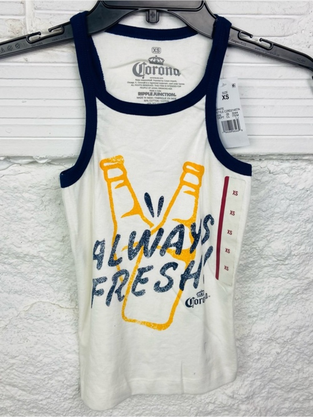 NWT Corona White & Navy 'Always Fresh' Tank Top size XS
